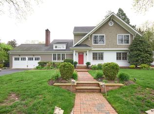 56 Buttonwood Dr, Fair Haven, NJ