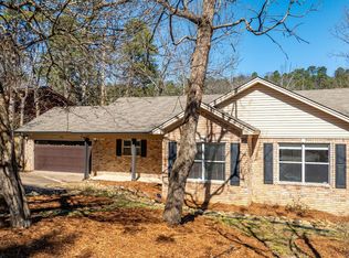 10700 Bainbridge Dr, Little Rock, AR 72212