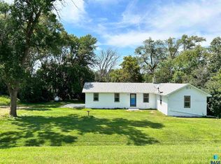 24799 457th Ave, Colton, SD 57018