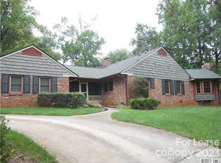 301 Rosemary Ln, Gastonia, NC 28054