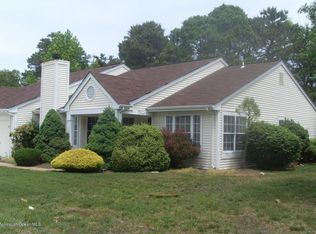 976 Thornbury Ln #B, Manchester Township, NJ