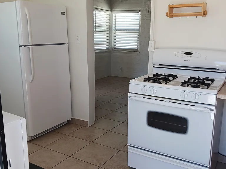 KITCHEN TO LIVING ROOM