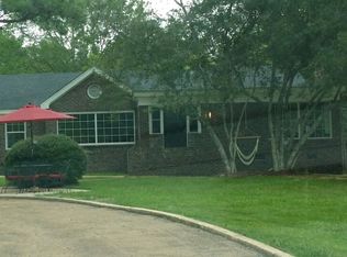 710 Old West Point Rd, Columbus, MS 39701