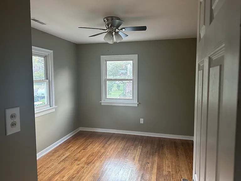 9606 Asbury Ct — Photo 17