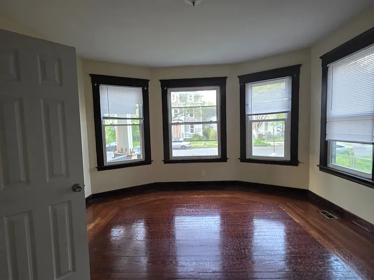 726 Elm St #B1 — Photo 8