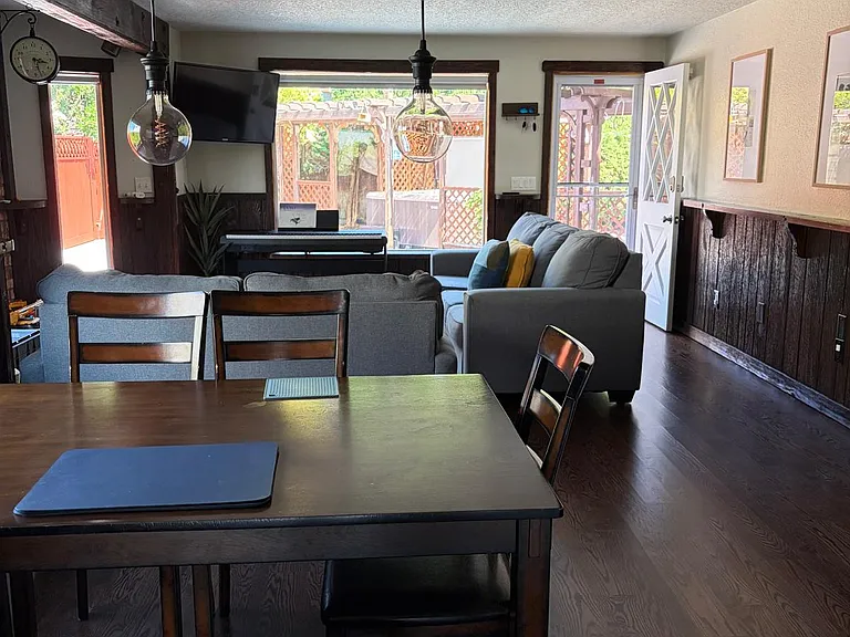 4122 SW Monroe St — Photo 11
