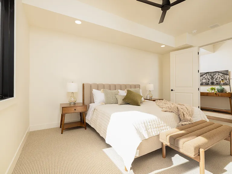 1285 Lasso Trl — Photo 51