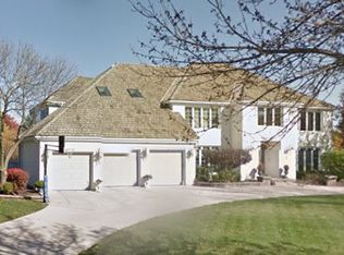 3215 Plantation Ct, Naperville, IL 60564