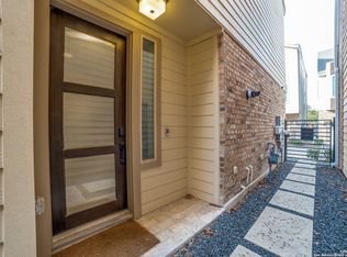3839 Harry Wurzbach Rd #17, San Antonio, TX 78209