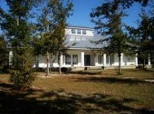 917 Demourelle Rd, Pass Christian, MS 39571
