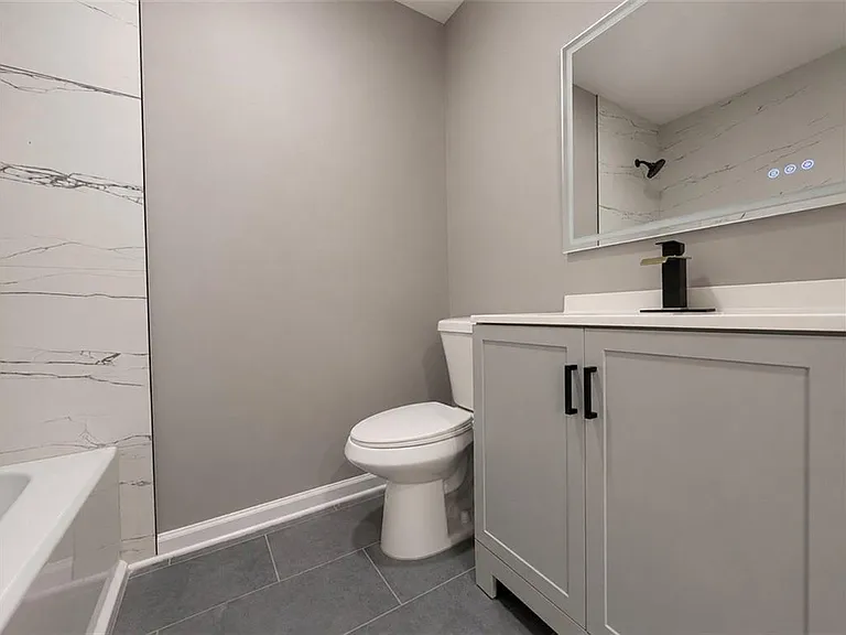 5471 Park Pl S — Photo 17