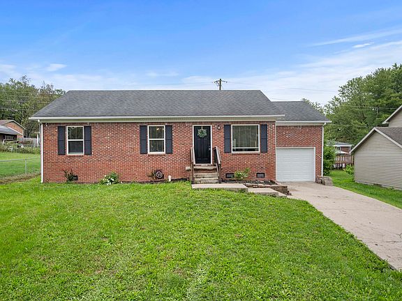 2nd image of 112 Hollow Creek Dr
