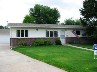 1415 S 4th Ave, Sterling, CO 80751
