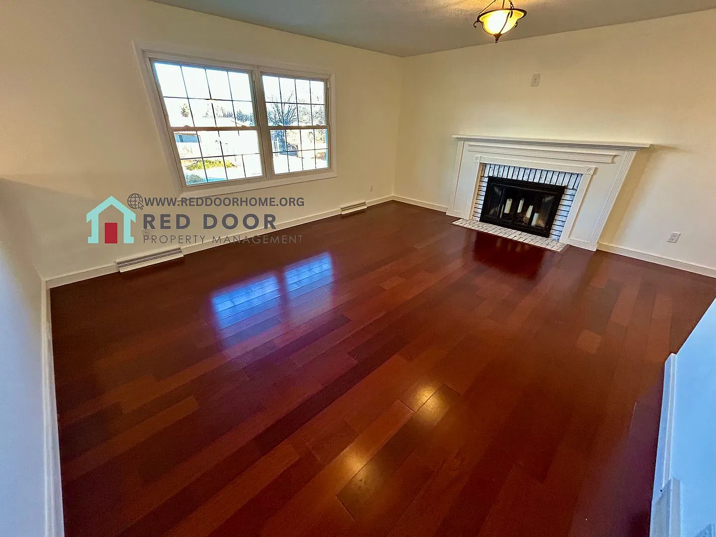 Modern 2 Bed / 1 Bath Duplex | Prime Great Falls Location | — Photo 4