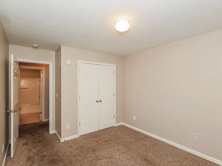 713 Celeste Ln SW — Photo 13