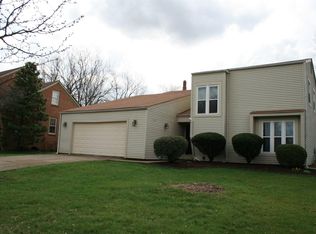 2020 Bamboo Dr, Lexington, KY 40513