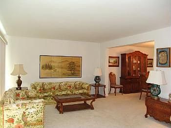 2nd image of 9751 Kedvale Ave