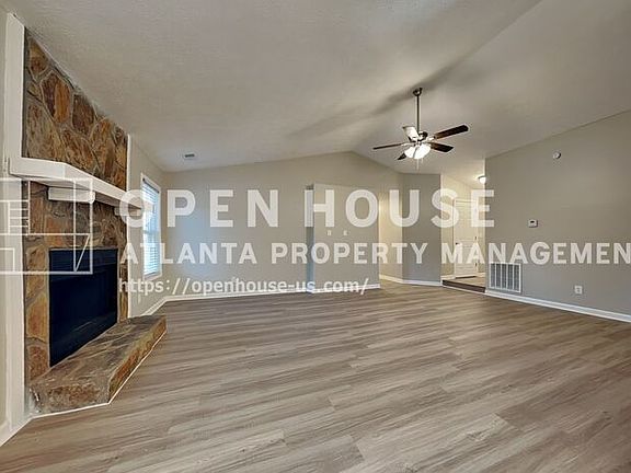 4th image of 229 Colemans Bluff Dr