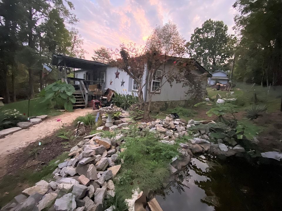 2nd image of 298 Alabama St