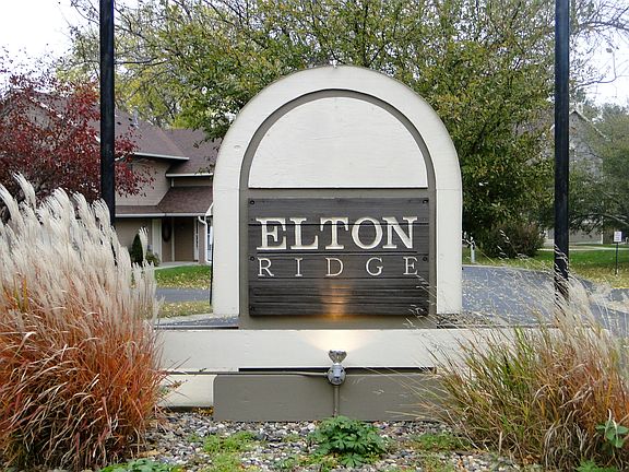 4th image of 36 Elton Ridge Ct NW