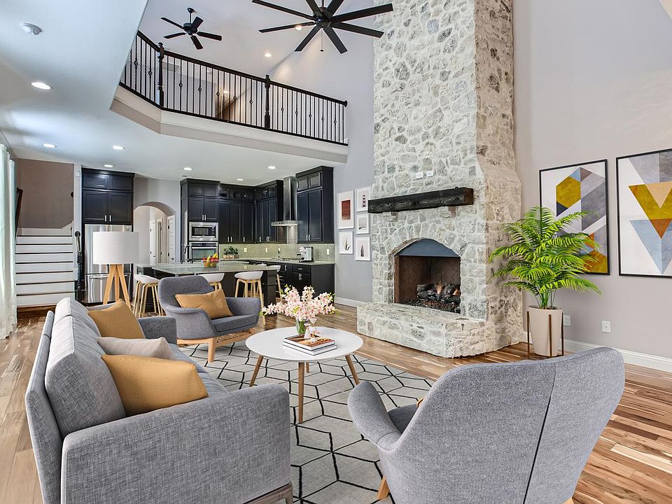 Optionally furnished common areas! Common areas can come beautifully furnished by our in-house design team for an additional fee.