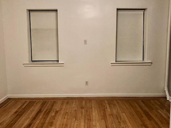 5th image of 90 Caryl Ave APT 15