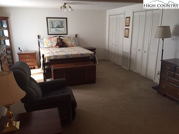 5th image of 3510 STATESVILLE Road