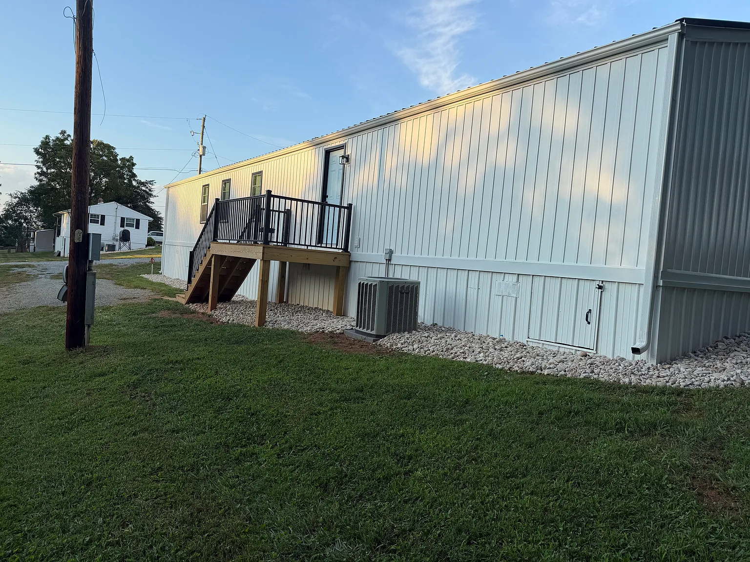 3 bed, 1000 sqft, $1,400 — Photo 2