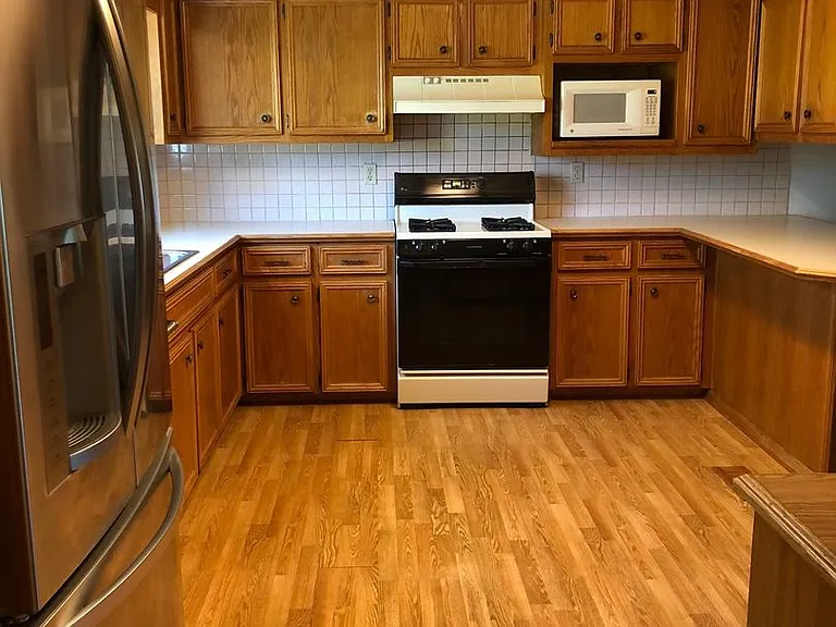 7639 Wright St — Photo 3