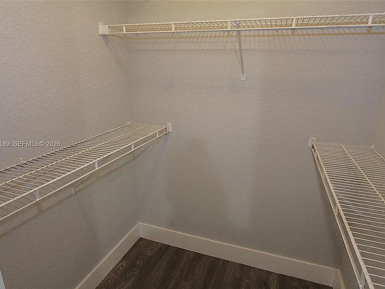 2803 N Oakland Forest Dr #108 — Photo 17