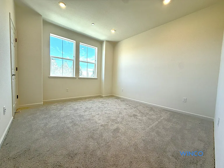 3810 Norbridge Ave — Photo 14
