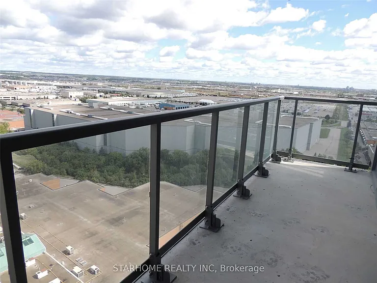 7895 Jane St #2015 — Photo 5