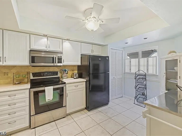 11921 Seabreeze Cove Ln #202 — Photo 24