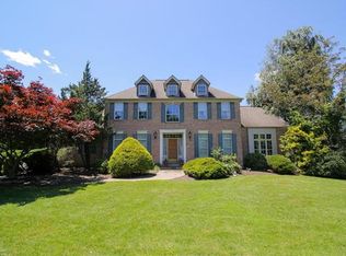 10 Murray Dr, Easton, PA 18042