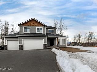 7217 N Raleigh Hills St, Palmer, AK 99645