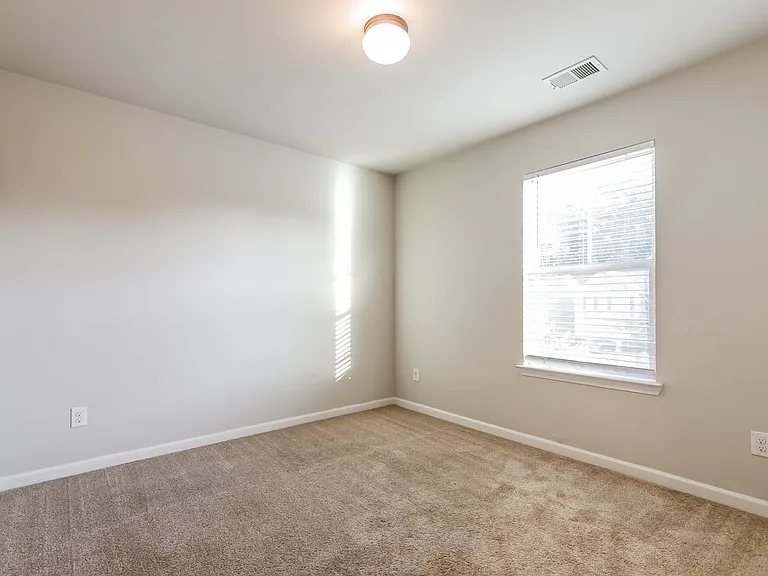 285 Magnaview Dr — Photo 14