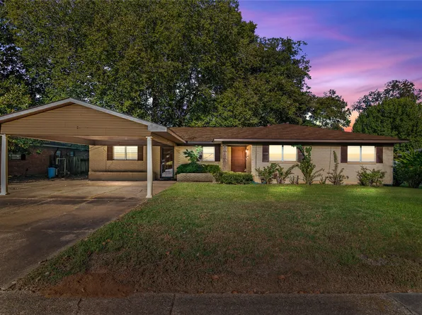 870 Audubon Pl, Shreveport, LA 71105