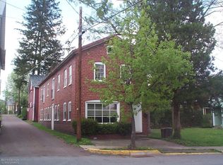 18 Saint Louis St, Lewisburg, PA 17837