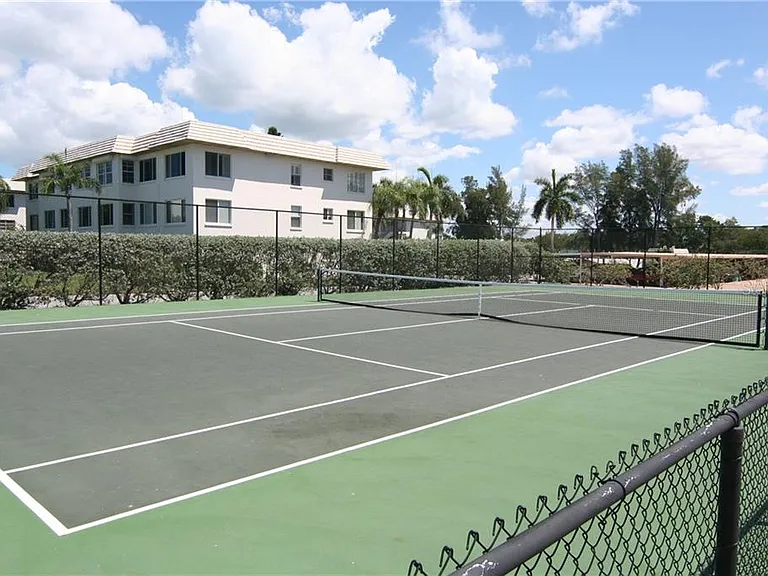 3235 Gulf Of Mexico Dr #A302 — Photo 19