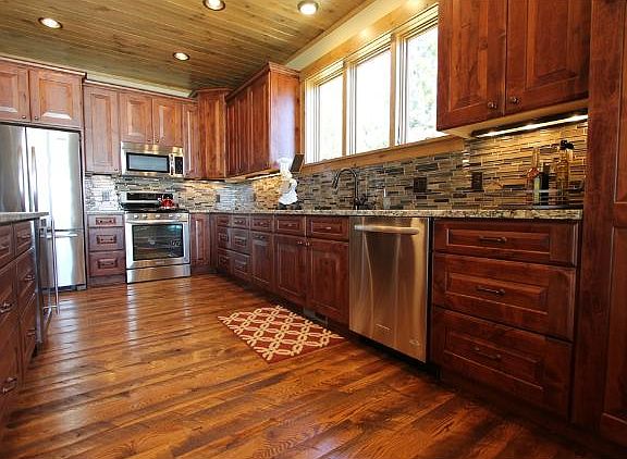 2nd image of 6099 Wildamere Dr