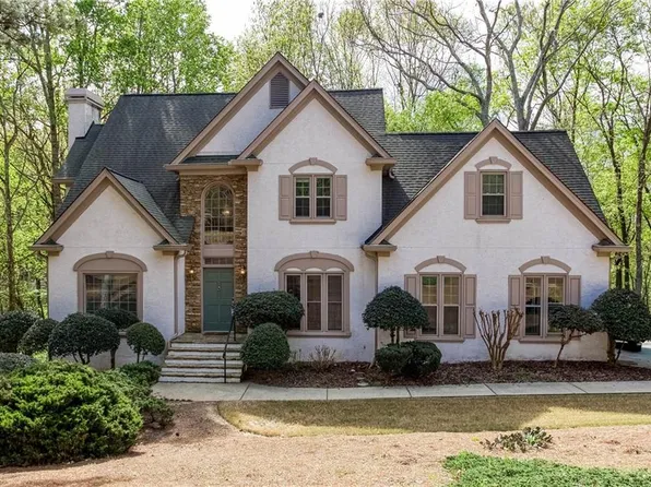 3165 Sweetwater Dr, Cumming, GA 30041