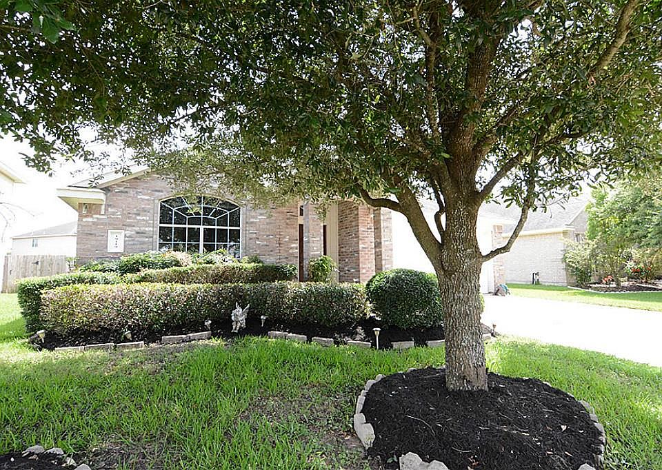1st image of 19119 Lilywood Springs Dr