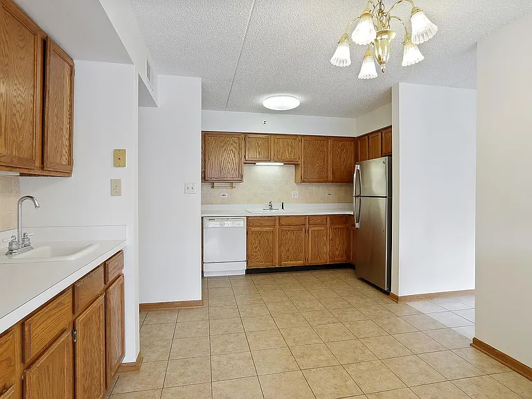 Second wet bar/sink