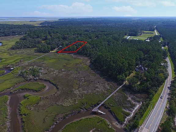 3rd image of 5 Eagle Neck Dr