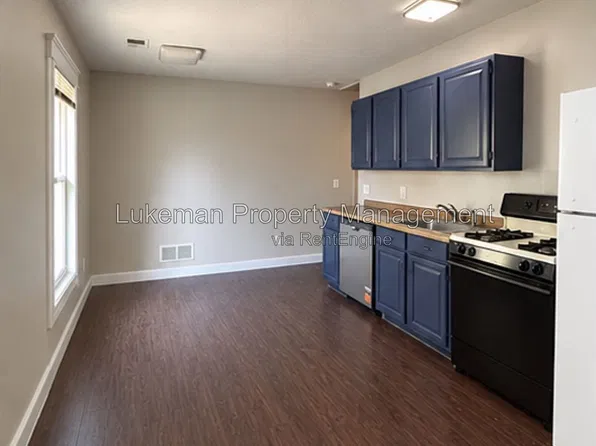 190 Blake Blvd, Galesburg, MI 49053