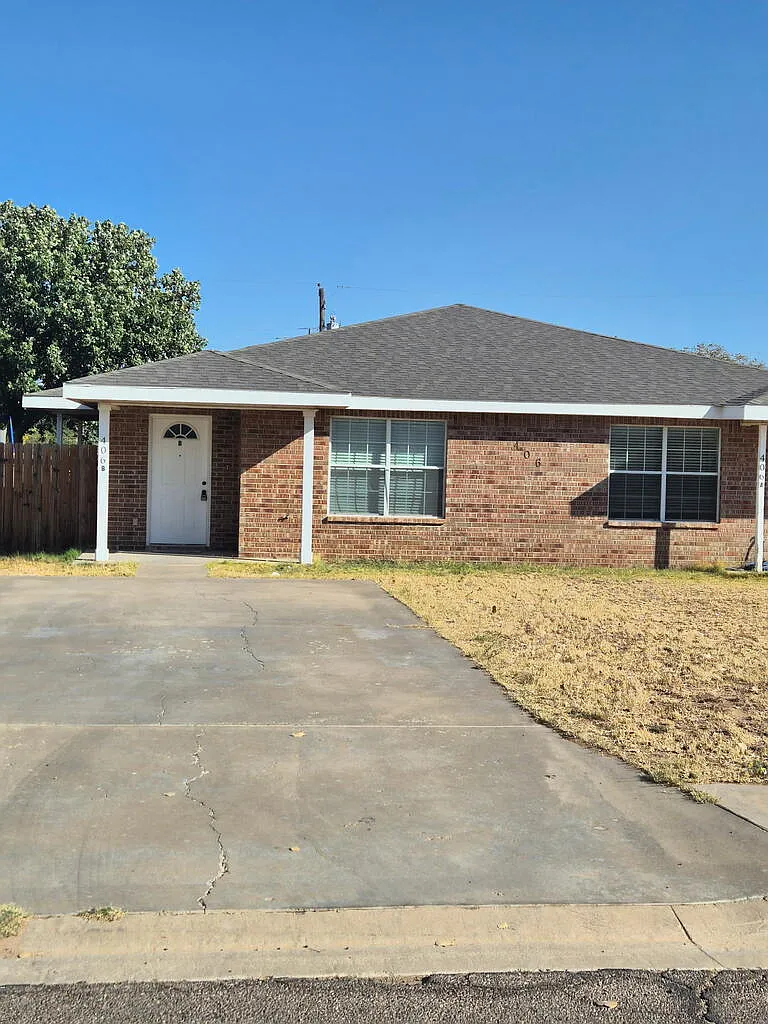 3 bed, 2.0 bath, 1663 sqft, $1,950 — Photo 1