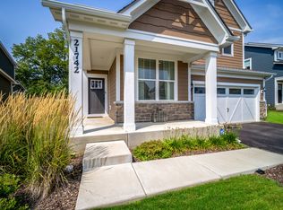 21742 Ashley St, Lake Zurich, IL 60047