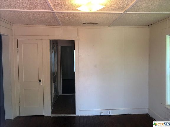 2nd image of 1303 Martin Luther King Jr Ln