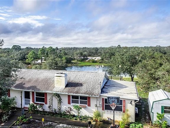 2nd image of 236 Lakeland Dr