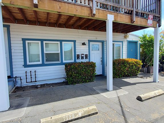 4th image of 1027 & 1029 Walnut St #B